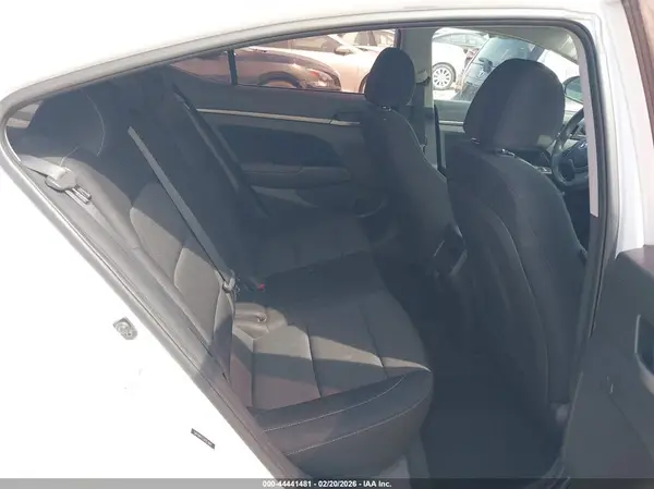 5NPD84LF2JH253682 2018 HYUNDAI ELANTRA - Image 8