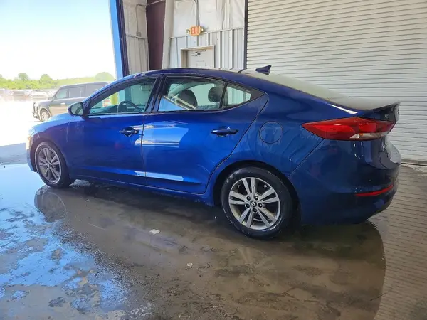 5NPD84LF2JH254721 2018 HYUNDAI ELANTRA - Image 2