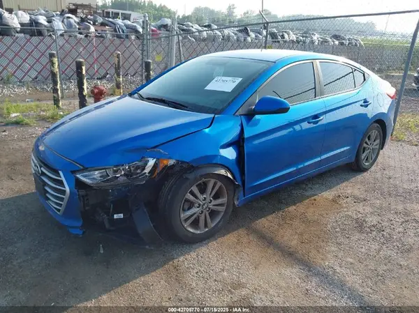 5NPD84LF2JH257716 2018 HYUNDAI ELANTRA - Image 2
