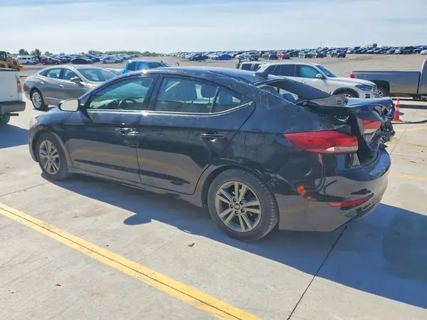 5NPD84LF2JH259918 2018 HYUNDAI ELANTRA - Image 2