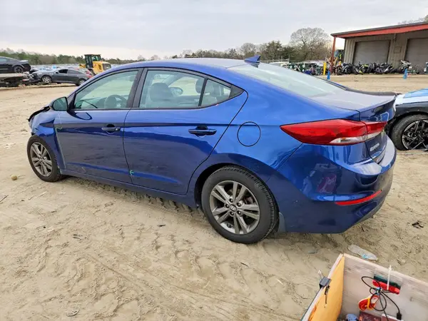 5NPD84LF2JH261006 2018 HYUNDAI ELANTRA - Image 2