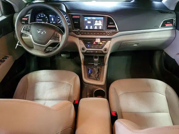 5NPD84LF2JH261037 2018 HYUNDAI ELANTRA - Image 8