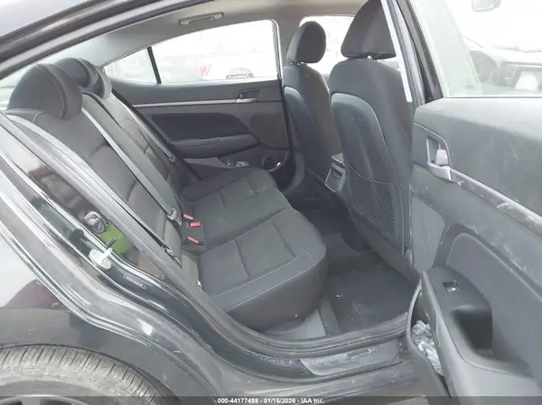 5NPD84LF2JH264780 2018 HYUNDAI ELANTRA - Image 8