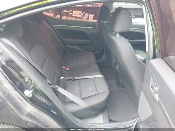 5NPD84LF2JH267372 2018 HYUNDAI ELANTRA - Image 8
