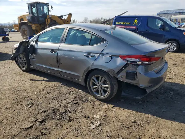 5NPD84LF2JH267890 2018 HYUNDAI ELANTRA - Image 2