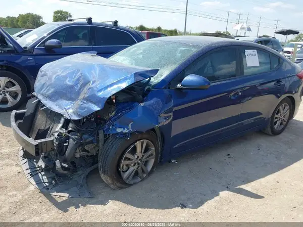 5NPD84LF2JH268361 2018 HYUNDAI ELANTRA - Image 2