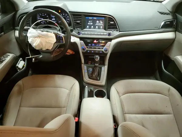 5NPD84LF2JH268392 2018 HYUNDAI ELANTRA - Image 8