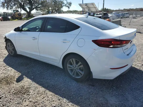 5NPD84LF2JH271454 2018 HYUNDAI ELANTRA - Image 2