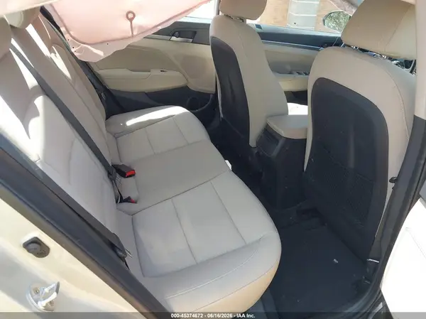 5NPD84LF2JH272281 2018 HYUNDAI ELANTRA - Image 8
