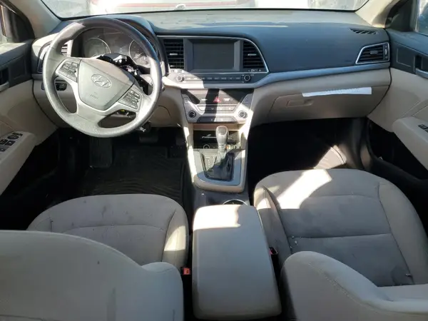 5NPD84LF2JH273883 2018 HYUNDAI ELANTRA - Image 8