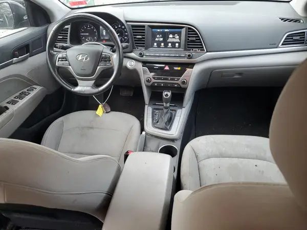 5NPD84LF2JH273964 2018 HYUNDAI ELANTRA - Image 8