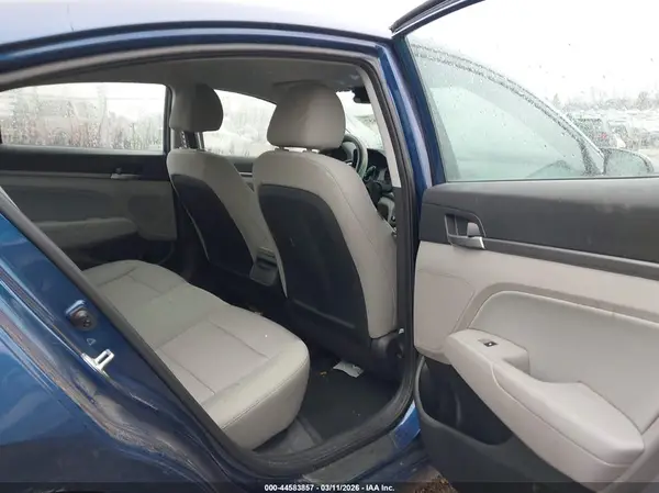 5NPD84LF2JH274337 2018 HYUNDAI ELANTRA - Image 8