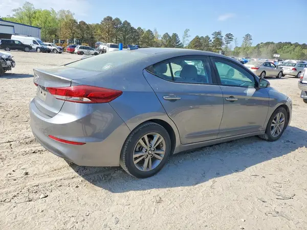 5NPD84LF2JH275133 2018 HYUNDAI ELANTRA - Image 2