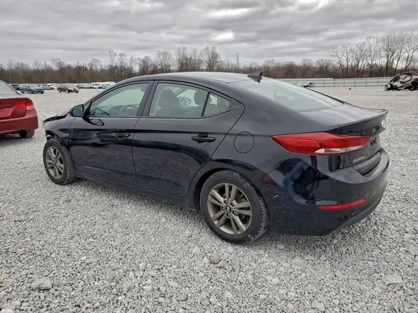 5NPD84LF2JH276301 2018 HYUNDAI ELANTRA - Image 2