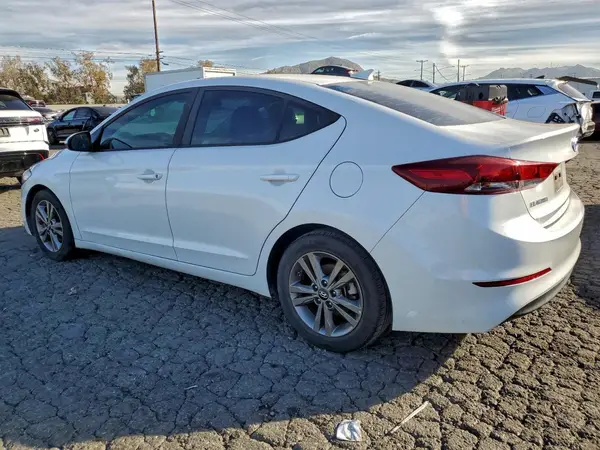 5NPD84LF2JH279442 2018 HYUNDAI ELANTRA - Image 2