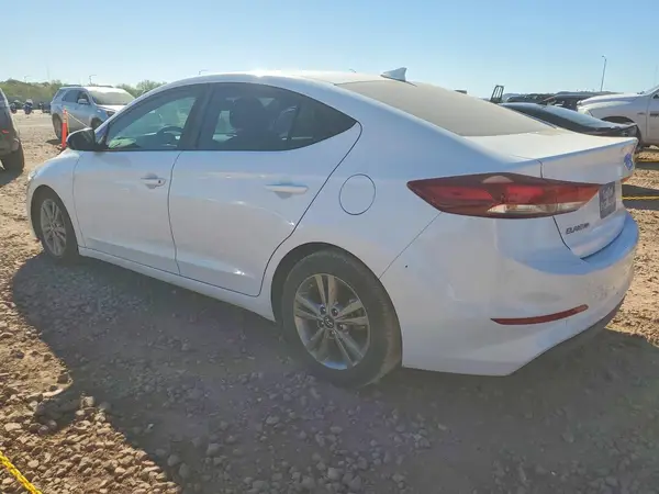 5NPD84LF2JH282342 2018 HYUNDAI ELANTRA - Image 2