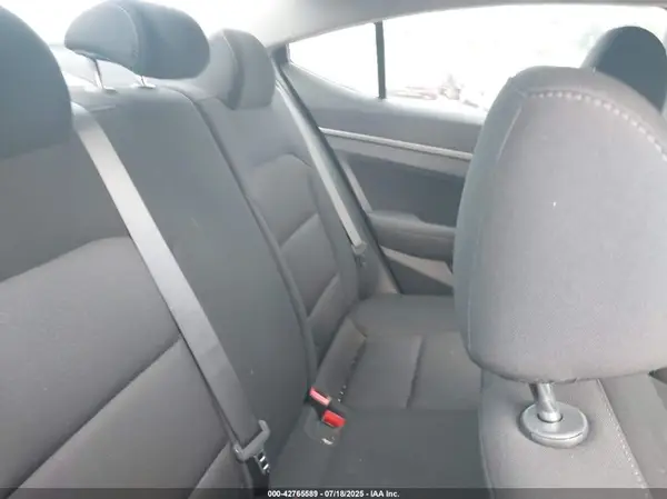 5NPD84LF2JH282521 2018 HYUNDAI ELANTRA - Image 8