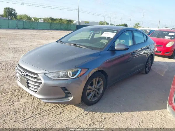 5NPD84LF2JH283295 2018 HYUNDAI ELANTRA - Image 2
