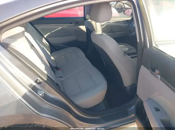 5NPD84LF2JH283295 2018 HYUNDAI ELANTRA - Image 8