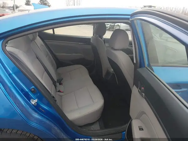 5NPD84LF2JH287105 2018 HYUNDAI ELANTRA - Image 8