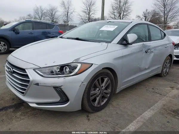 5NPD84LF2JH291249 2018 HYUNDAI ELANTRA - Image 2