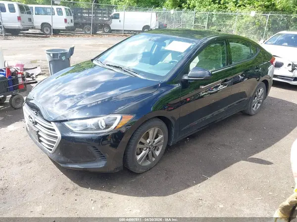 5NPD84LF2JH293678 2018 HYUNDAI ELANTRA - Image 2
