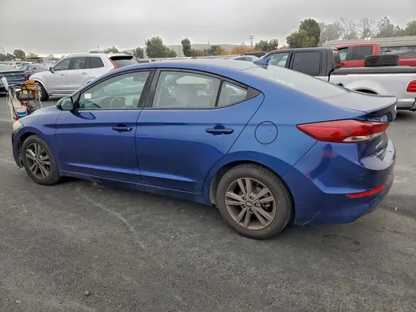 5NPD84LF2JH296287 2018 HYUNDAI ELANTRA - Image 2