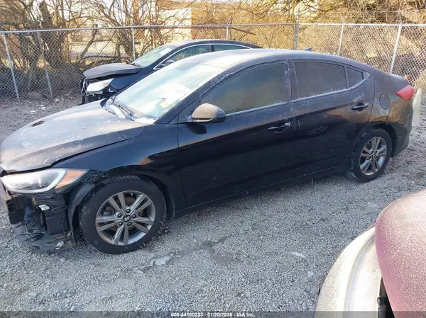 5NPD84LF2JH296533 2018 HYUNDAI ELANTRA - Image 2