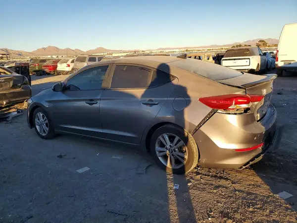 5NPD84LF2JH297438 2018 HYUNDAI ELANTRA - Image 2