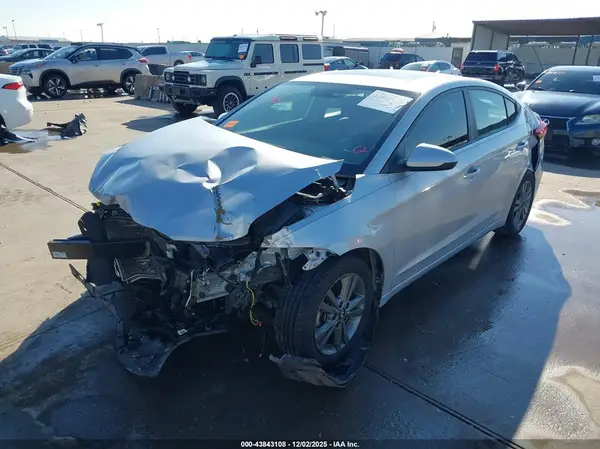 5NPD84LF2JH297746 2018 HYUNDAI ELANTRA - Image 2