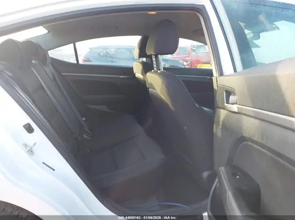 5NPD84LF2JH297908 2018 HYUNDAI ELANTRA - Image 8