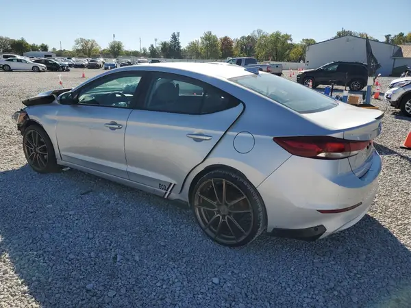 5NPD84LF2JH298038 2018 HYUNDAI ELANTRA - Image 2