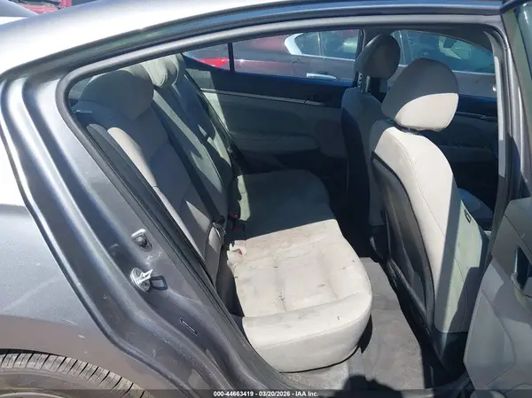 5NPD84LF2JH299187 2018 HYUNDAI ELANTRA - Image 8