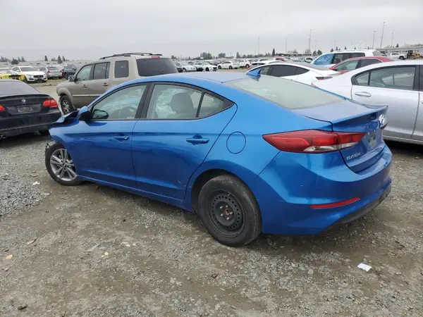 5NPD84LF2JH299240 2018 HYUNDAI ELANTRA - Image 2