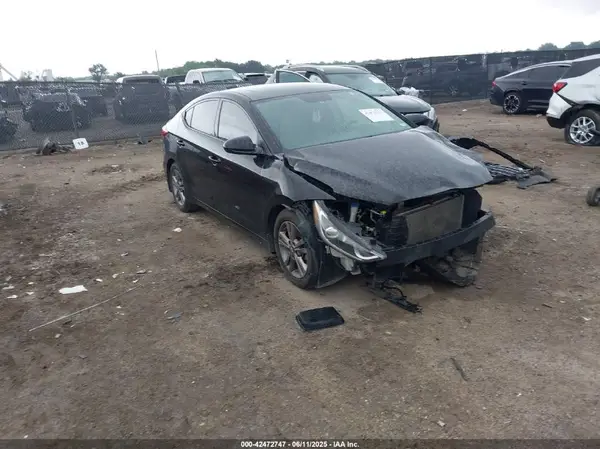 5NPD84LF2JH299996 2018 HYUNDAI ELANTRA - Image 1