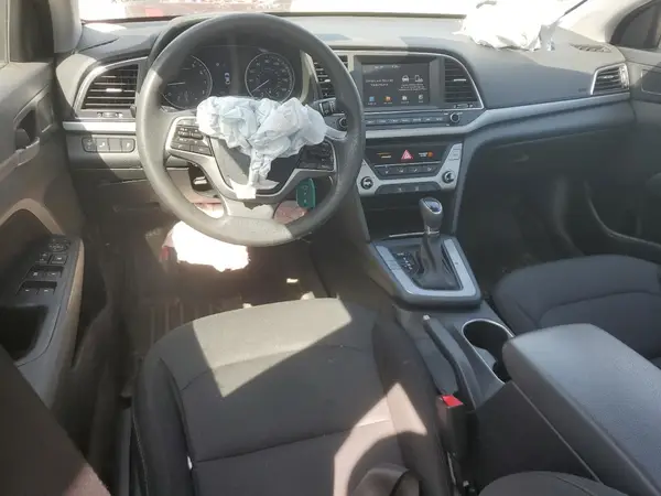 5NPD84LF2JH300449 2018 HYUNDAI ELANTRA - Image 8