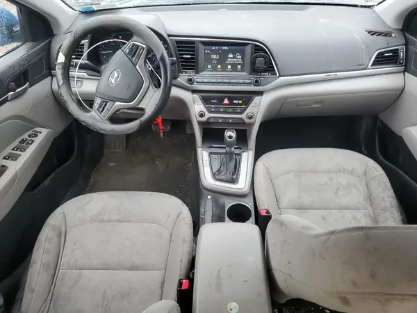5NPD84LF2JH301312 2018 HYUNDAI ELANTRA - Image 8