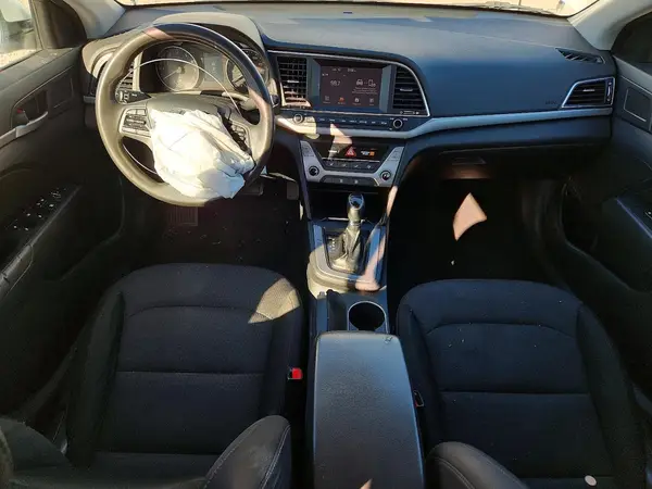 5NPD84LF2JH301942 2018 HYUNDAI ELANTRA - Image 8