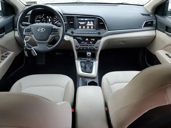 5NPD84LF2JH304730 2018 HYUNDAI ELANTRA - Image 8
