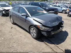 5NPD84LF2JH305361 2018 HYUNDAI ELANTRA