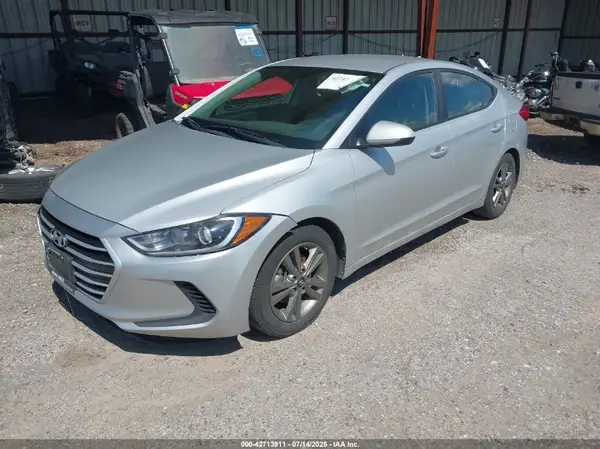 5NPD84LF2JH307403 2018 HYUNDAI ELANTRA - Image 2