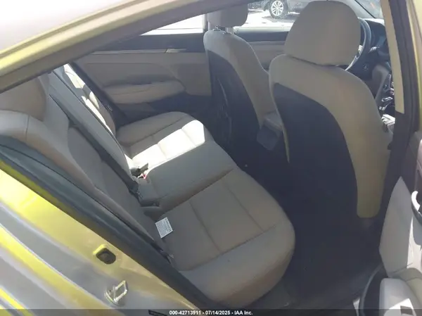 5NPD84LF2JH307403 2018 HYUNDAI ELANTRA - Image 8