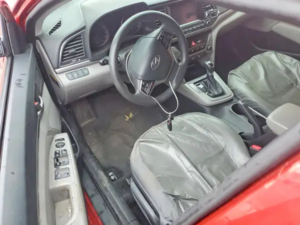 5NPD84LF2JH308132 2018 HYUNDAI ELANTRA - Image 8