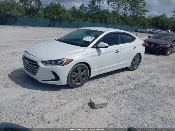 5NPD84LF2JH312455 2018 HYUNDAI ELANTRA - Image 2