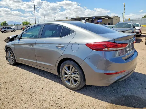 5NPD84LF2JH312536 2018 HYUNDAI ELANTRA - Image 2