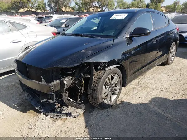 5NPD84LF2JH315341 2018 HYUNDAI ELANTRA - Image 2