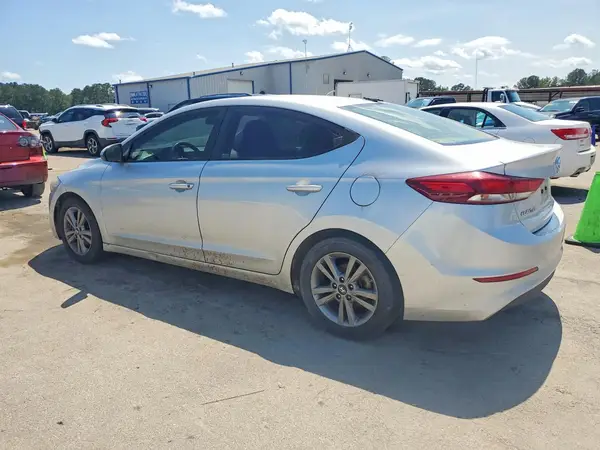 5NPD84LF2JH319289 2018 HYUNDAI ELANTRA - Image 2