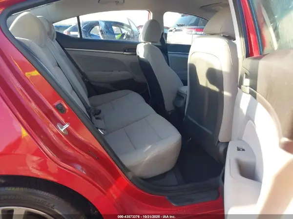 5NPD84LF2JH319499 2018 HYUNDAI ELANTRA - Image 8
