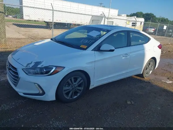5NPD84LF2JH320183 2018 HYUNDAI ELANTRA - Image 2