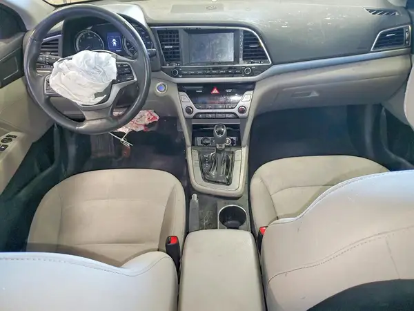5NPD84LF2JH320443 2018 HYUNDAI ELANTRA - Image 8